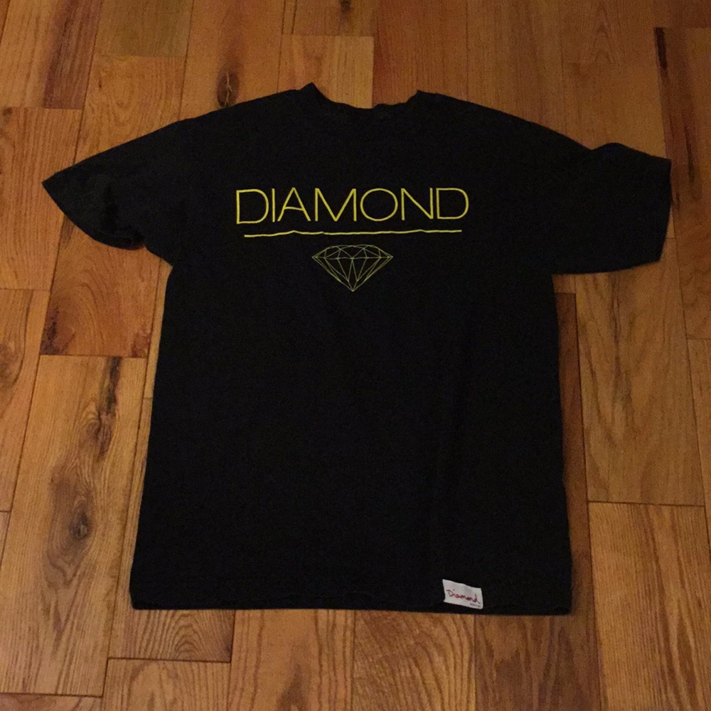 A black diamond shirt.